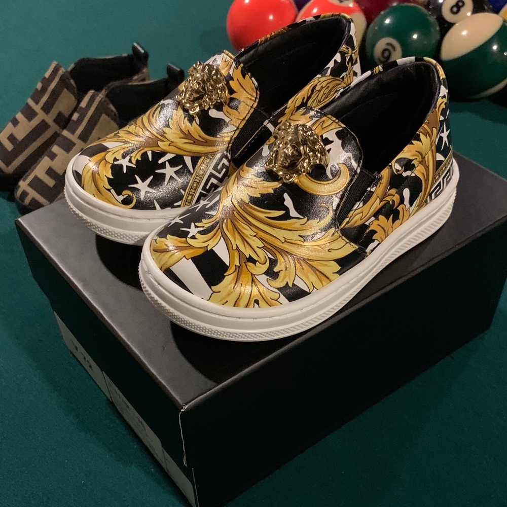 - Unisex Baby Versace slip-on